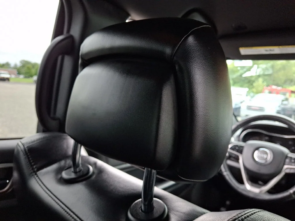 Used 2018 Bright White Clearcoat Jeep Altitude image 14
