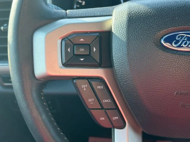 Used 2022  Ford  image 27