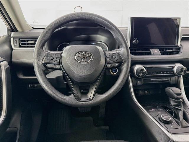Certified Used 2025 MAGNETIC GRAY MET. Toyota  image 29