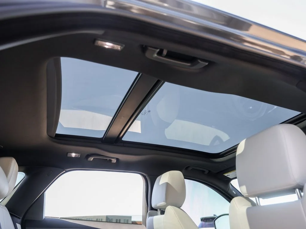 2026 Jaguar F-Pace R-Dynamic S - Photo 38