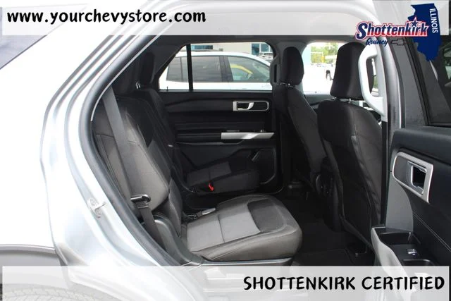 Used 2023 Silver Ford XLT image 15