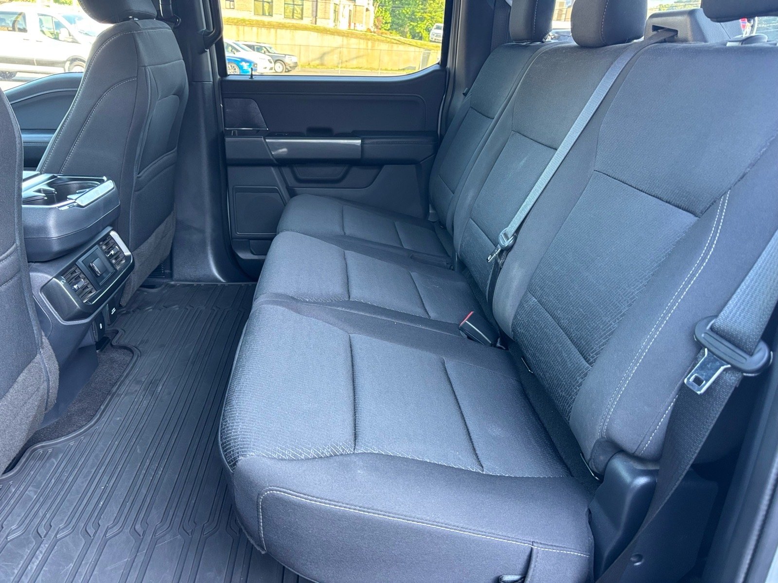 Used 2023 Avalanche Ford XLT image 12