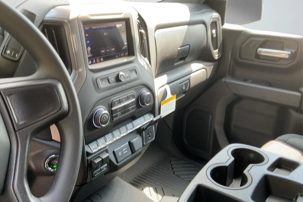 New 2026 Summit White Chevrolet Custom Trail Boss image 25