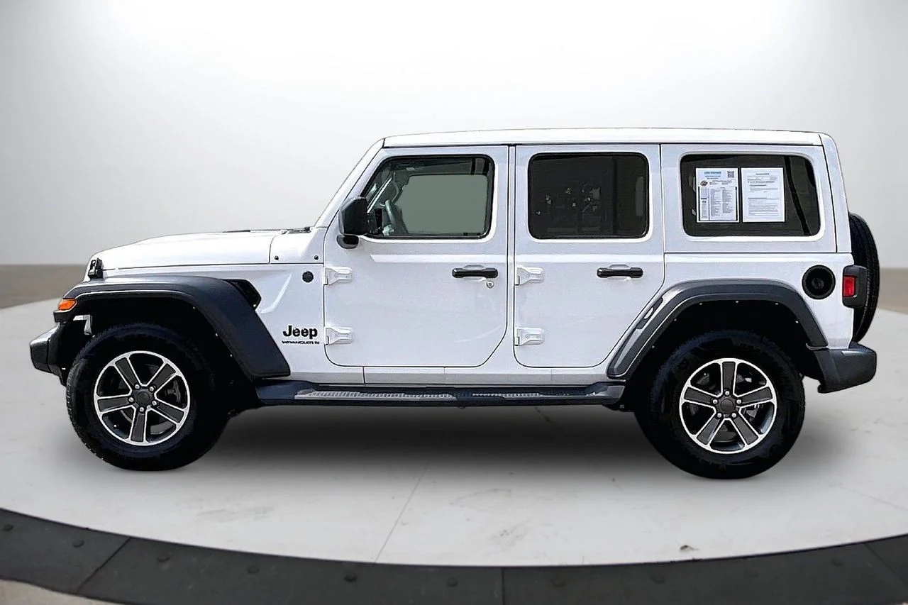 Used 2023 White Jeep Sport image 5