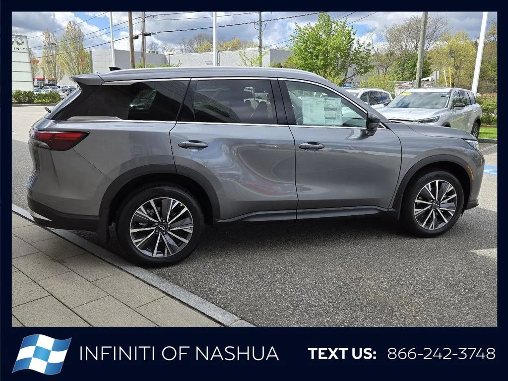 New 2027 GRAPHITE SHADOW INFINITI Luxe AWD image 14
