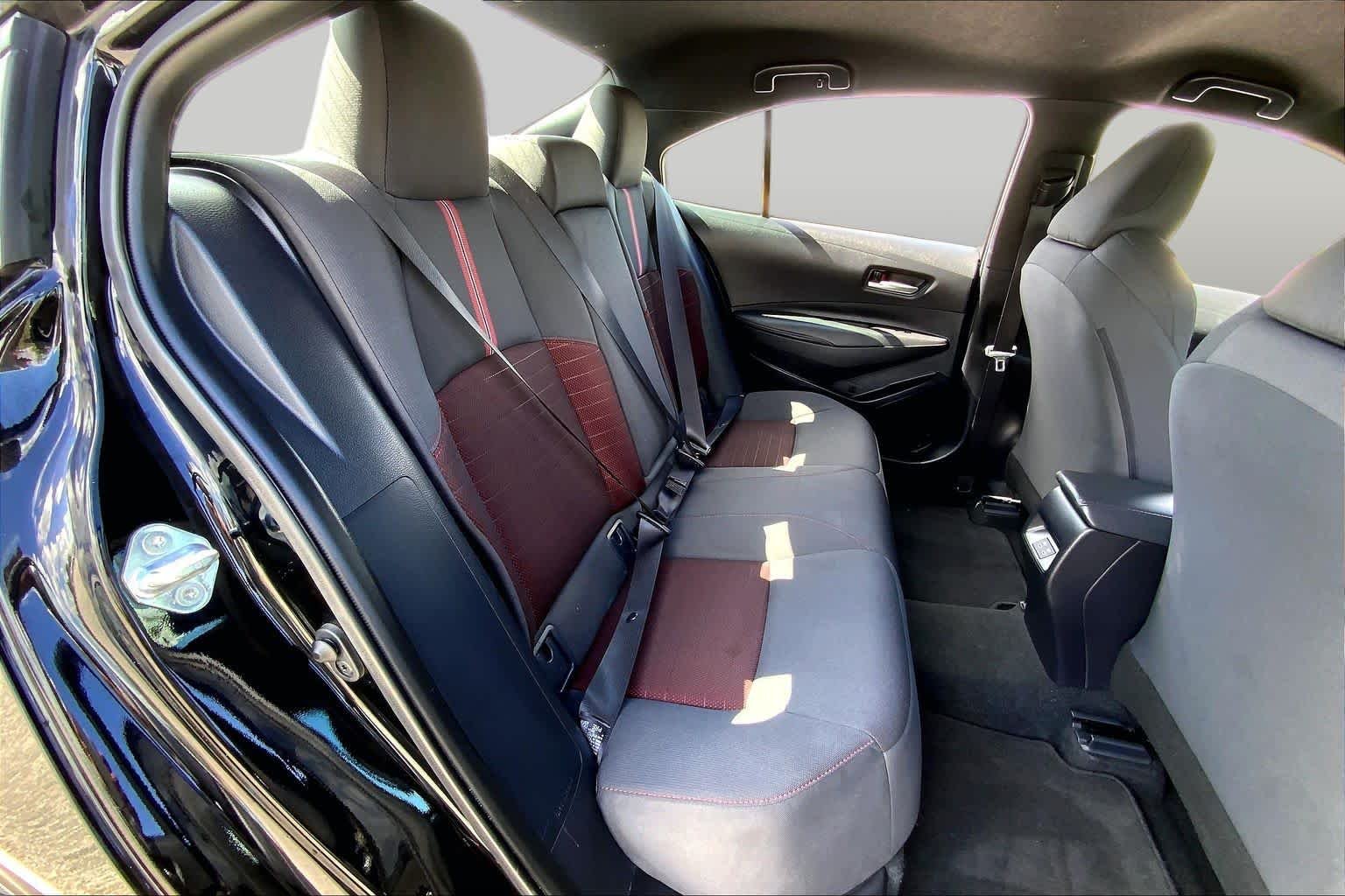 Used 2025 Midnight Black Metallic Toyota SE image 19