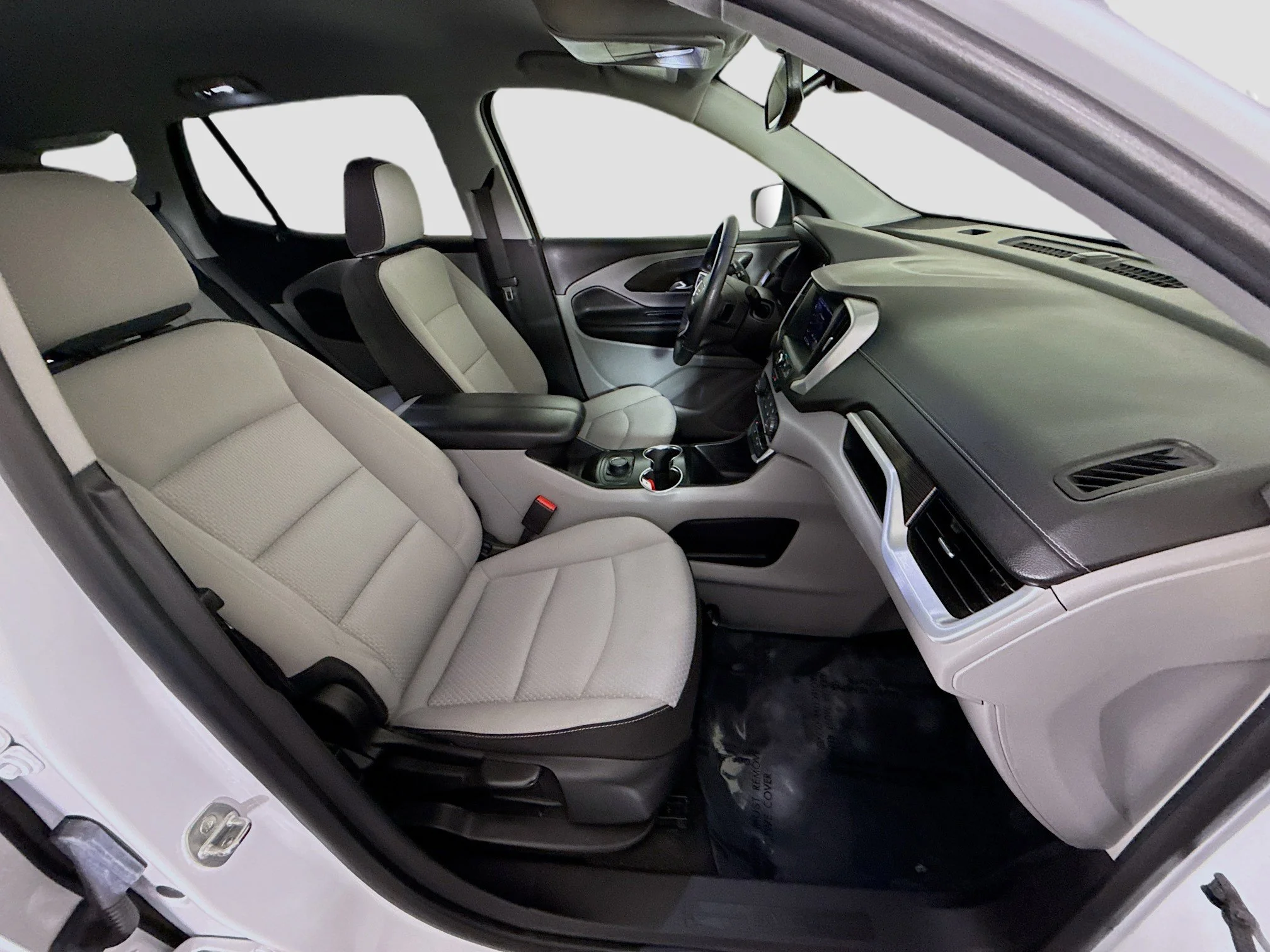 Used 2022 Summit White GMC SLE image 25