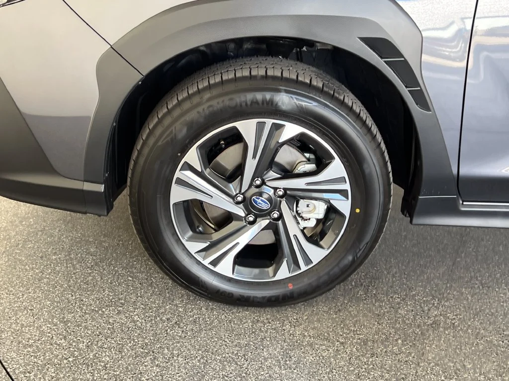New 2026 MAGNETITE GRAY PEARL Subaru Premium image 28