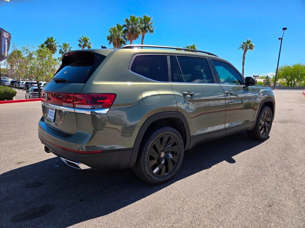 New 2026 Green Volkswagen 2.0T SE w/Technology image 4