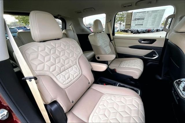 New 2026 Nissan Armada 3.5L TT V6 Platinum Reserve