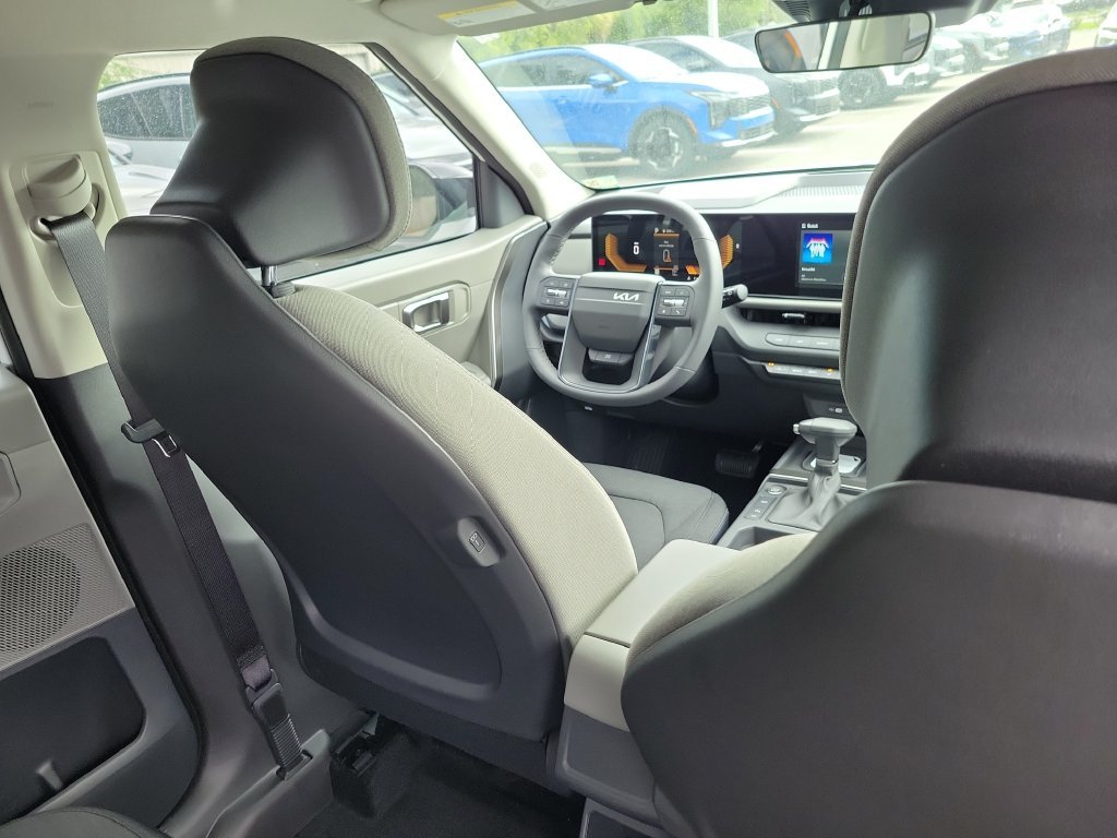 New 2027 Snow White Pearl Kia S image 11