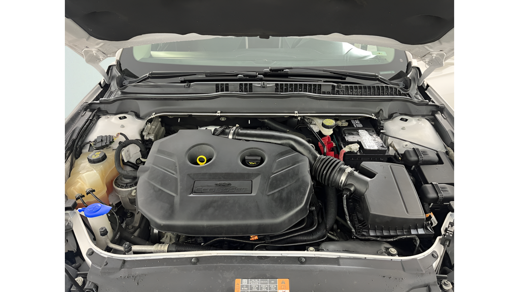 Used 2014  Ford Titanium image 19
