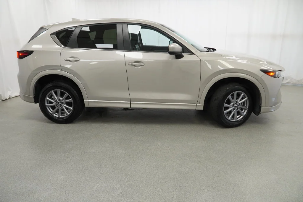 Used 2024 Tan Mazda 2.5 S Select image 5