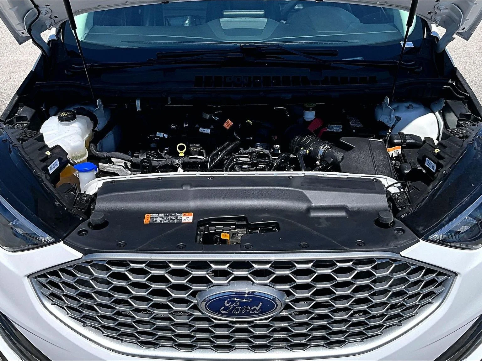 Used 2024 White Ford SEL image 11