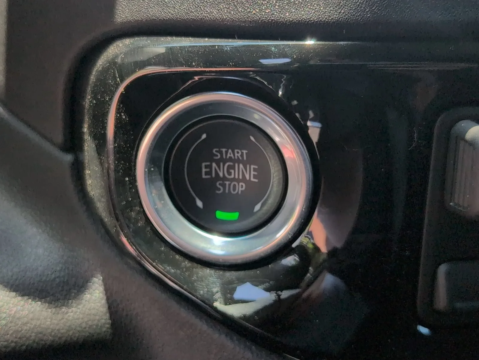 New 2026 Sterling Metallic GMC SLE image 21