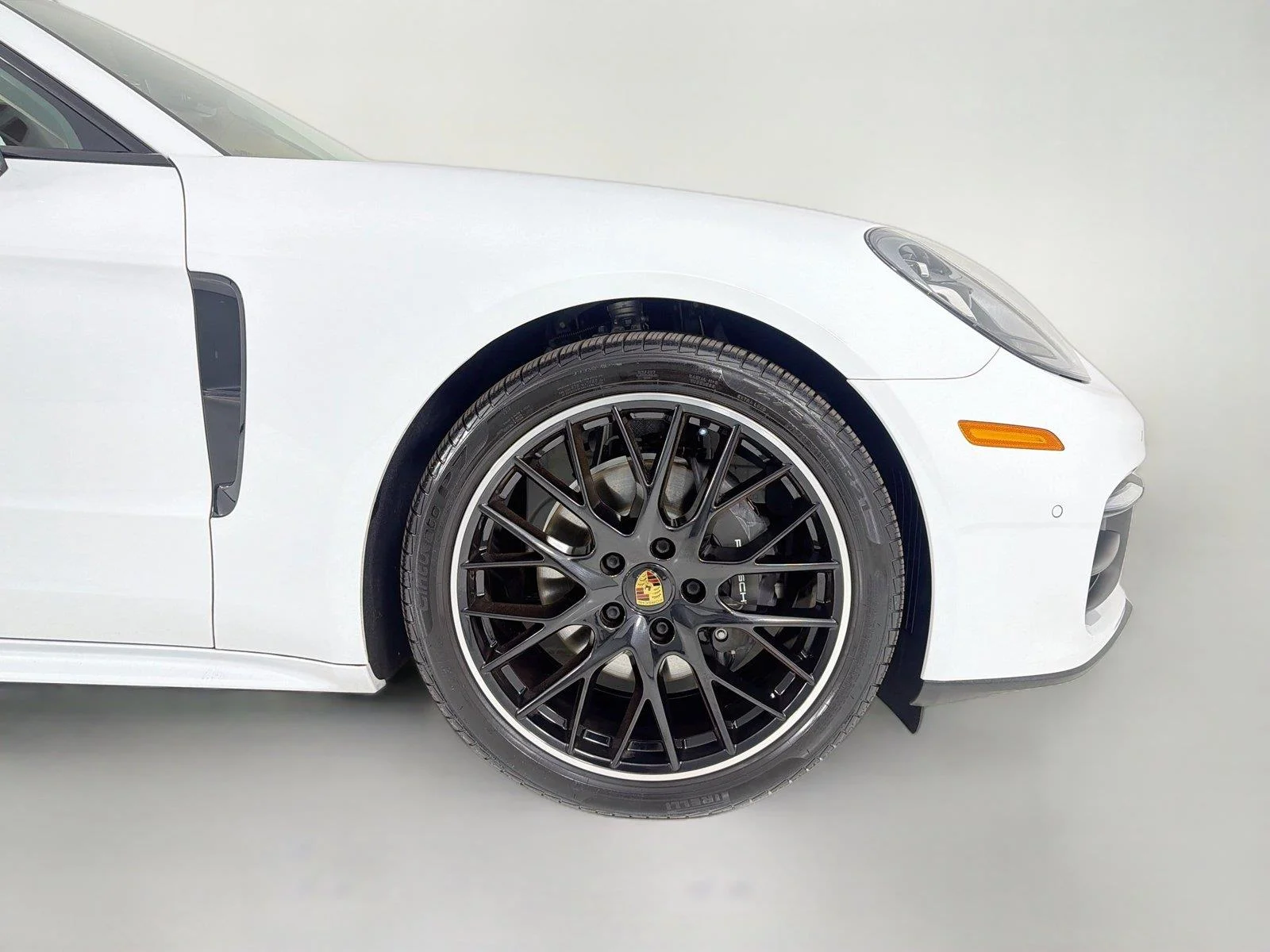 Certified Used 2022 Carrara White Metallic Porsche 4 image 30