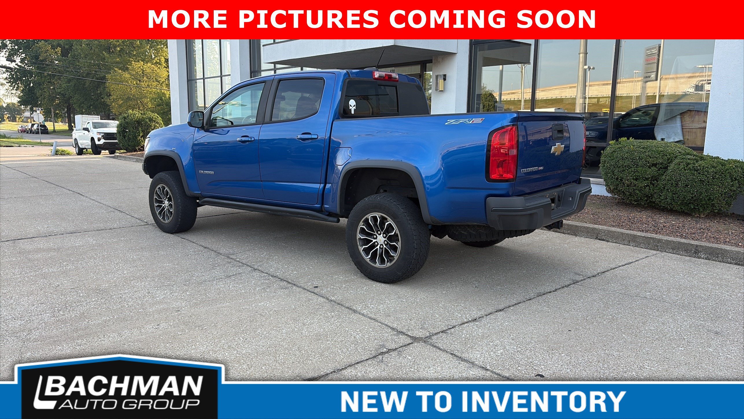 Used 2018 Kinetic Blue Metallic Chevrolet 4WD ZR2 image 5