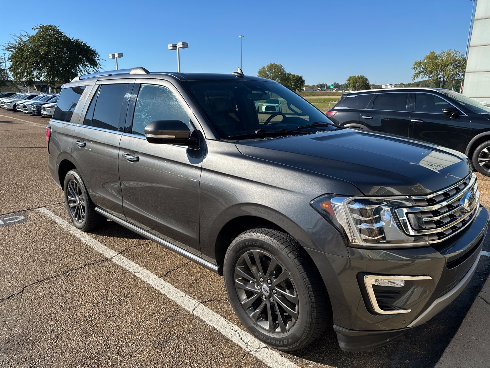Used 2021 Gray Ford Limited image 4