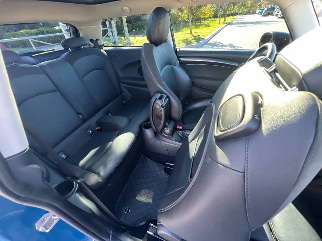 Used 2023 Blue MINI Base image 27