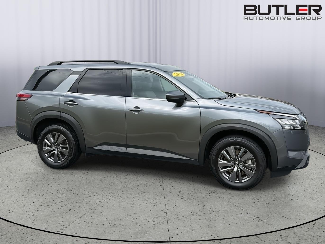 Used 2024 Gun Metallic Nissan SV image 7