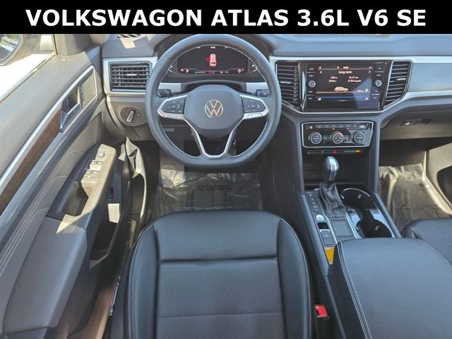 2023 Volkswagen Atlas SE w/Tech - Photo 22