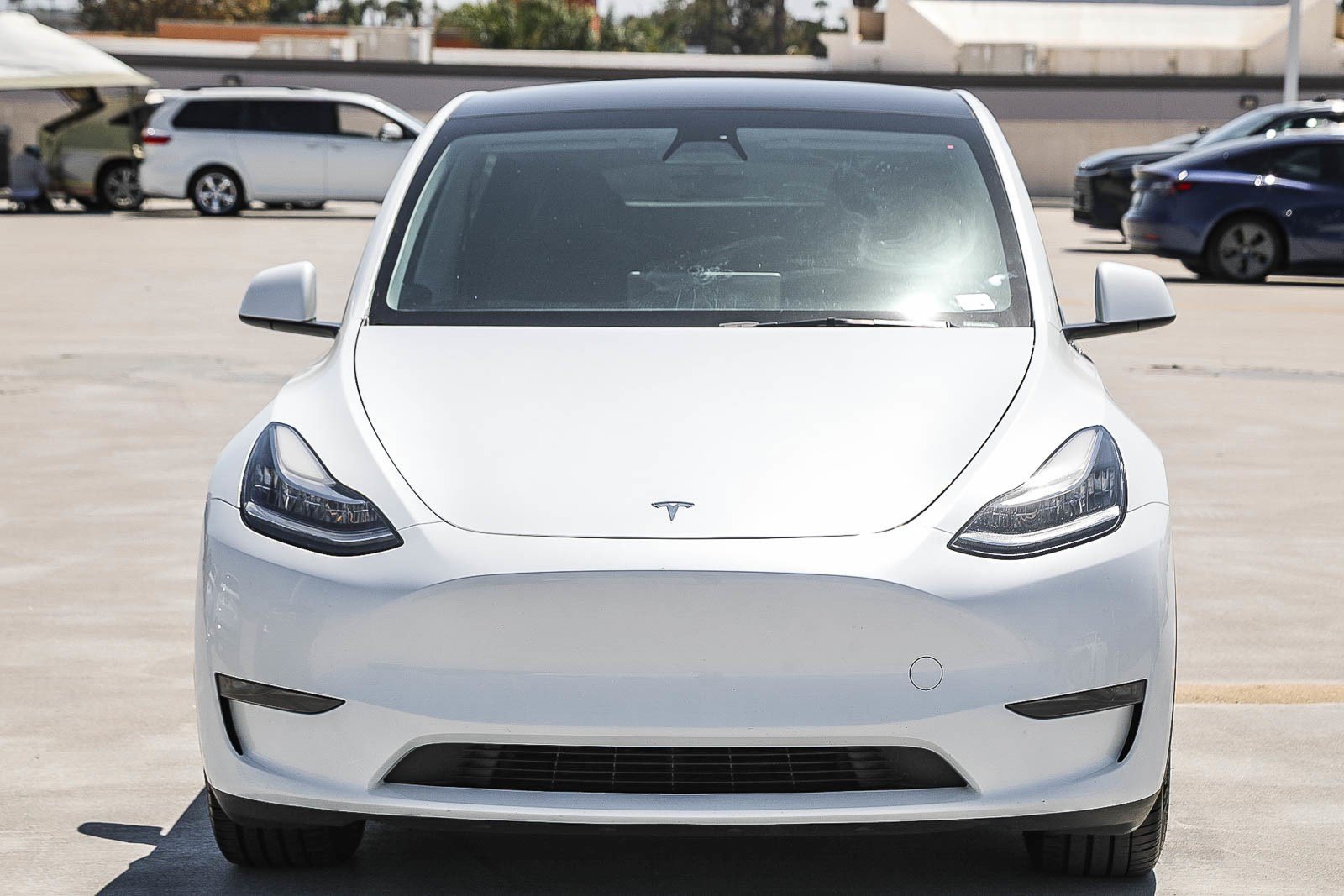 Used 2023 Tesla Model Y Long Range with VIN 7SAYGDEE5PA035381 for sale in Oxnard, CA