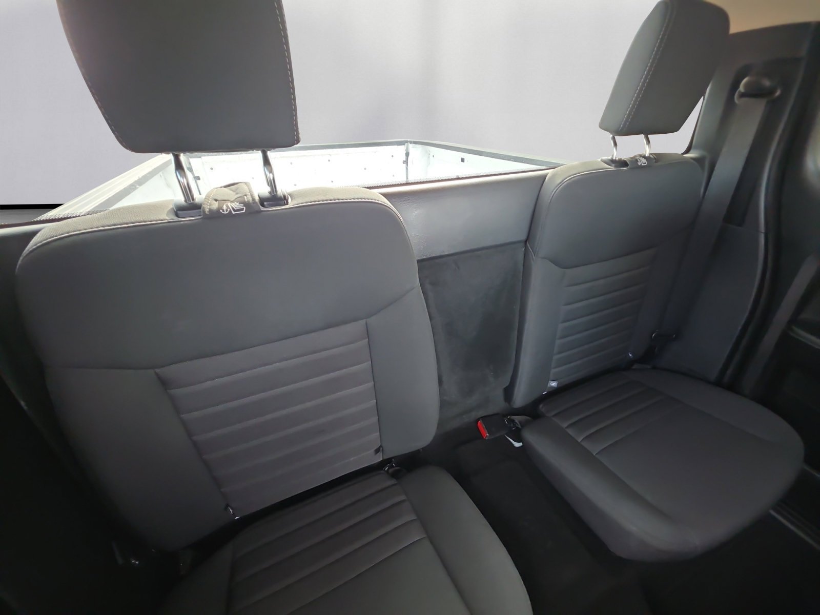 Used 2023 White Ford XL image 18