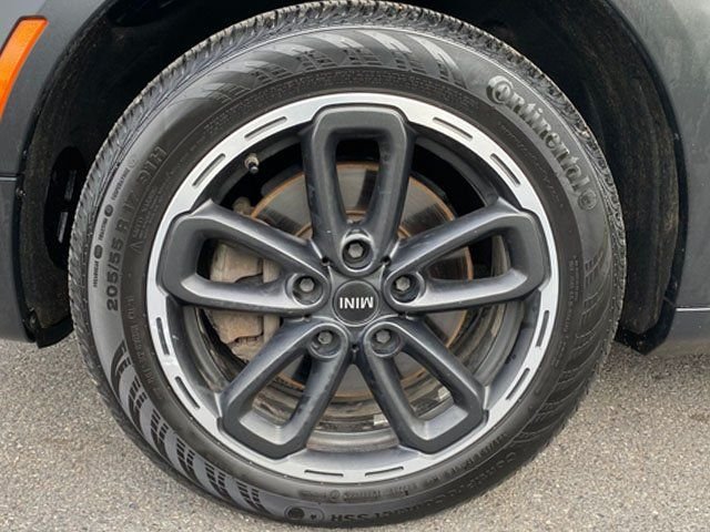 Used 2015 Black MINI Paceman image 21