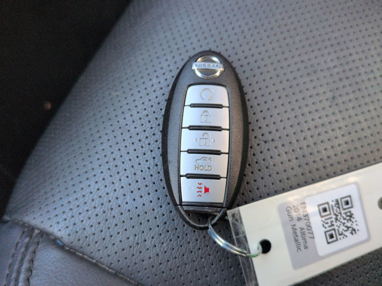Used 2014 Gun Metallic Nissan 2.5 SL image 33