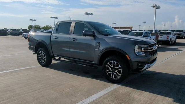 New 2026 Carbonized Gray Metallic Ford Lariat® image 102