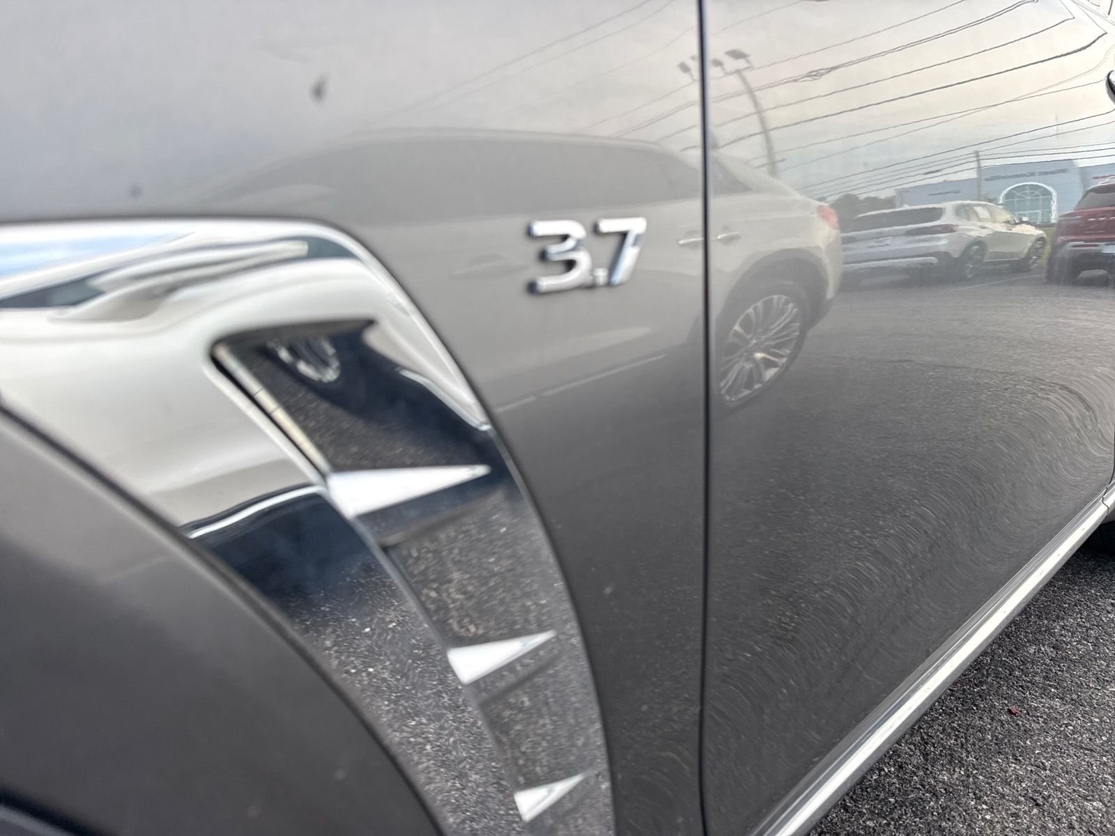 Used 2014 Graphite Shadow INFINITI Base image 9