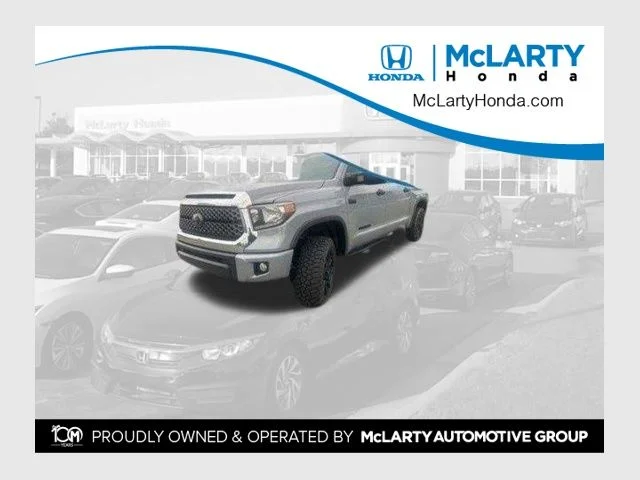 2020 Toyota Tundra SR5 5.7L Crew Max Short Bed's photo