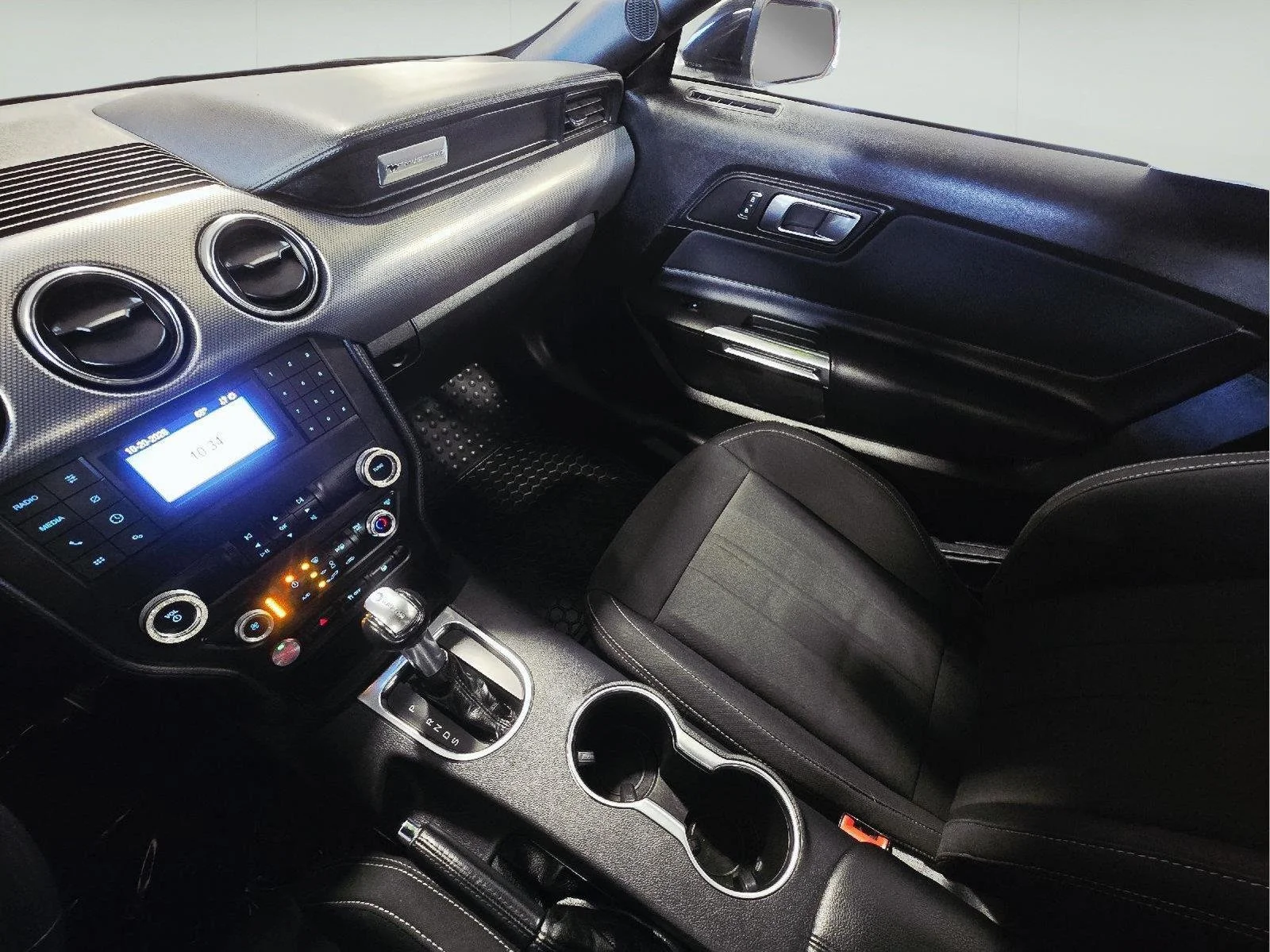 Used 2021 Shadow Black Ford GT image 34
