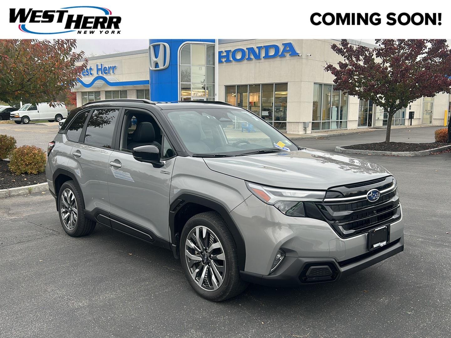 Used 2025  Subaru  image 1
