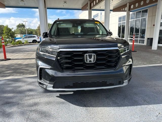 Used 2025 Black Honda Elite image 2