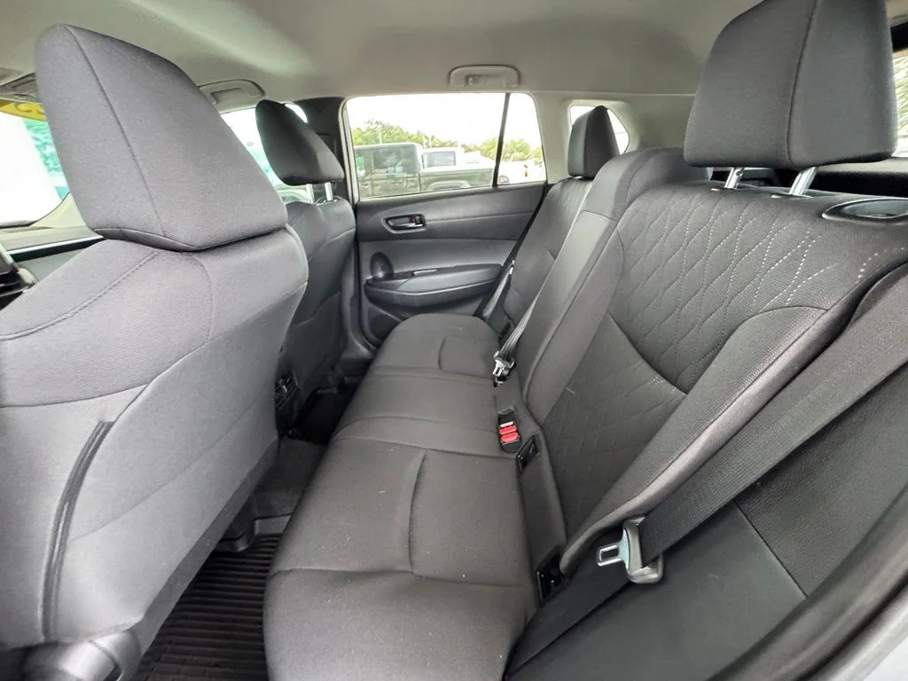 Used 2025 Silver Toyota LE image 19