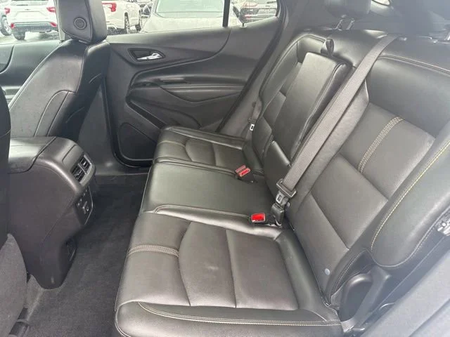 Used 2024 Summit White Chevrolet Premier image 25