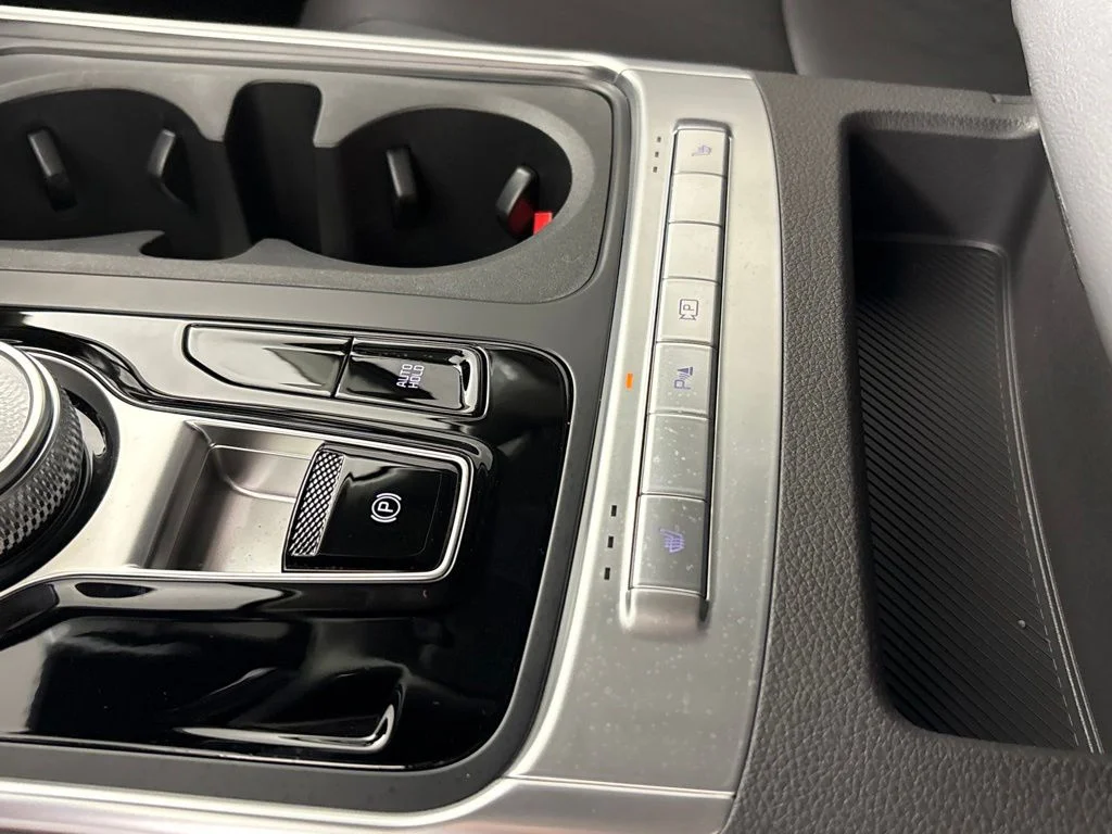 New 2027 Silver Kia EX image 41