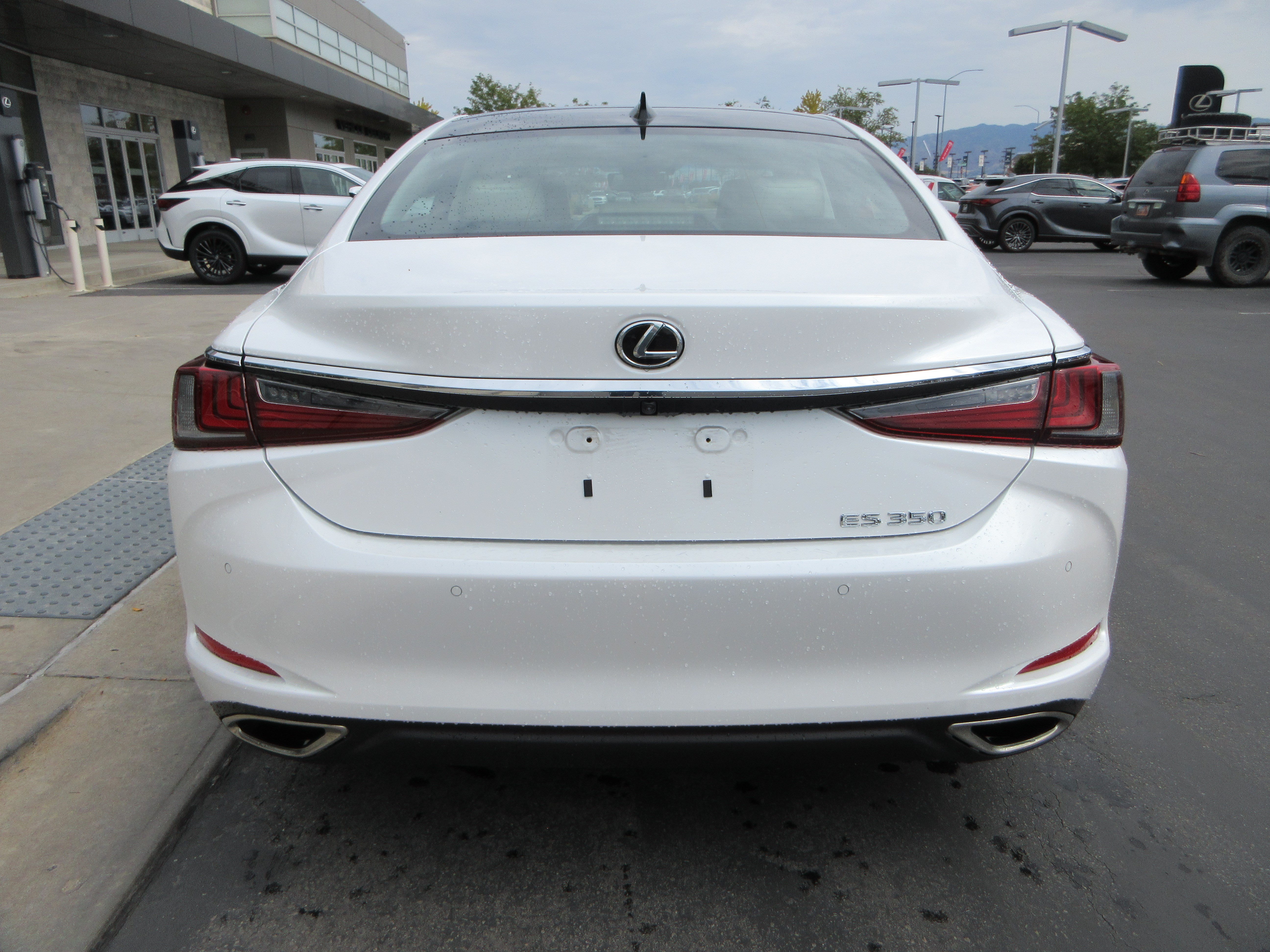 Used 2024 Eminent White Pearl Lexus 350 image 7