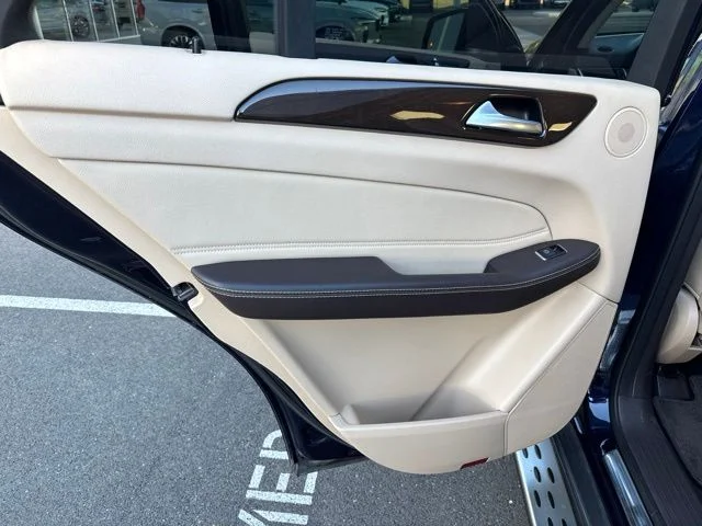 Used 2018 Blue Mercedes-Benz GLE 350 image 18