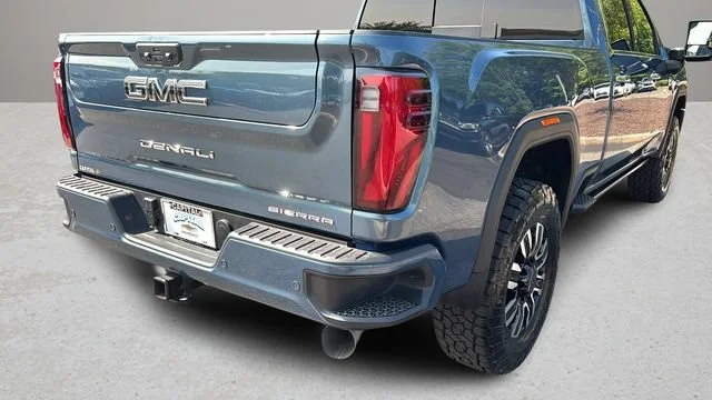Used 2025 Downpour Metallic GMC Denali Ultimate image 38
