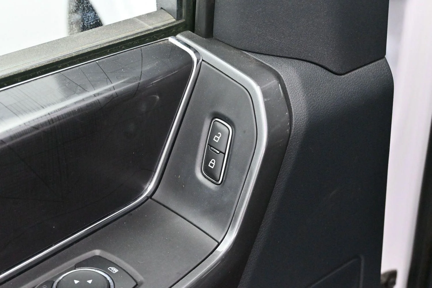Used 2022 Oxford White Ford XL image 10