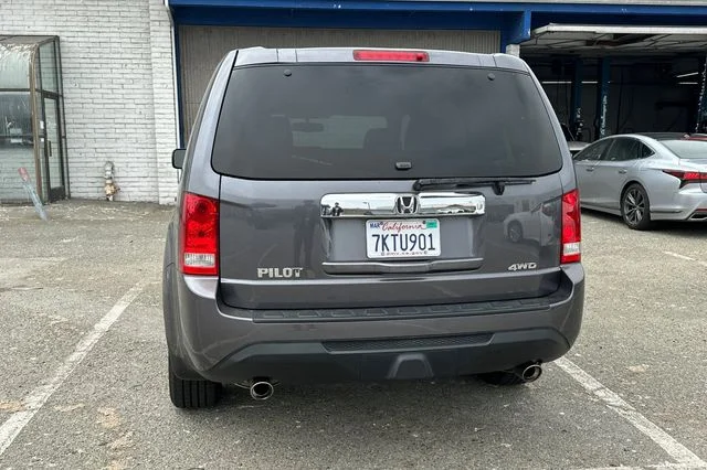 Used 2015 Gray Honda EX-L image 7