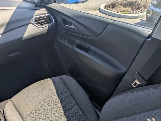 Used 2024 Blue Chevrolet LT image 17