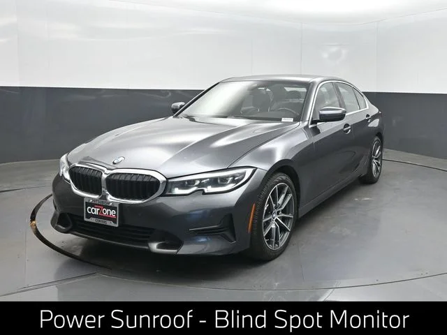 2020 BMW 3 Series 330i xDrive Sedan's photo
