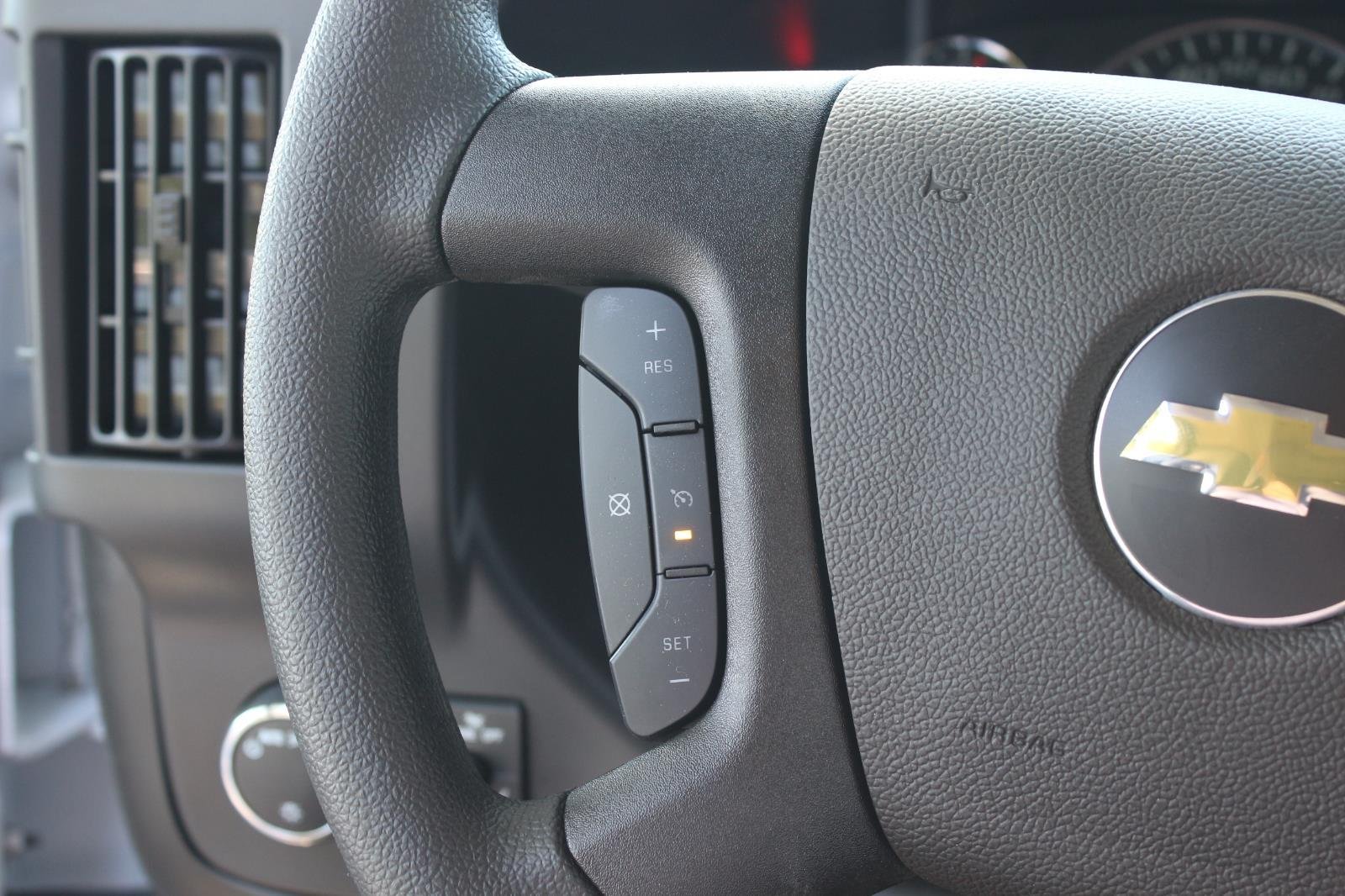 2026 Chevrolet Express Cargo Work Van - Photo 17