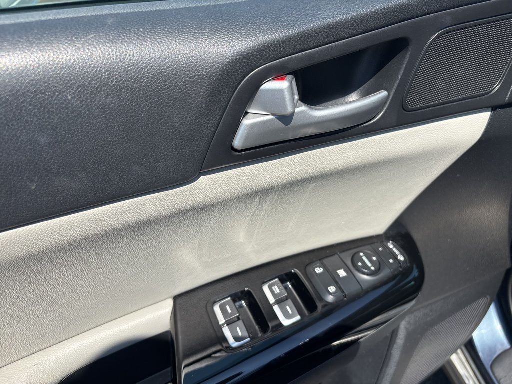 Used 2018 Blue Kia EX image 19