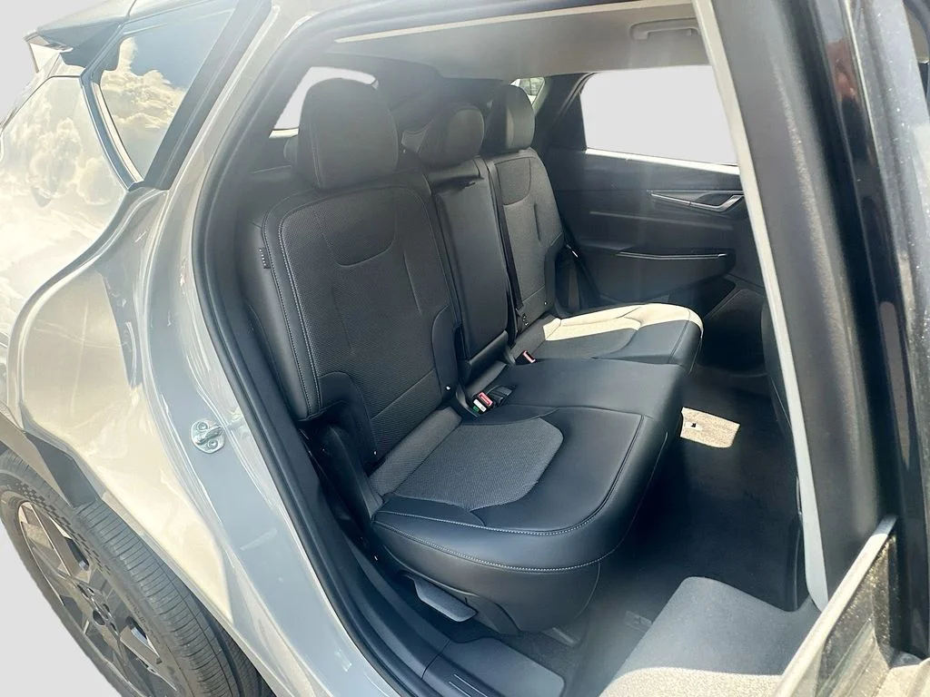 New 2026 Wolf Gray Kia LIGHT image 26