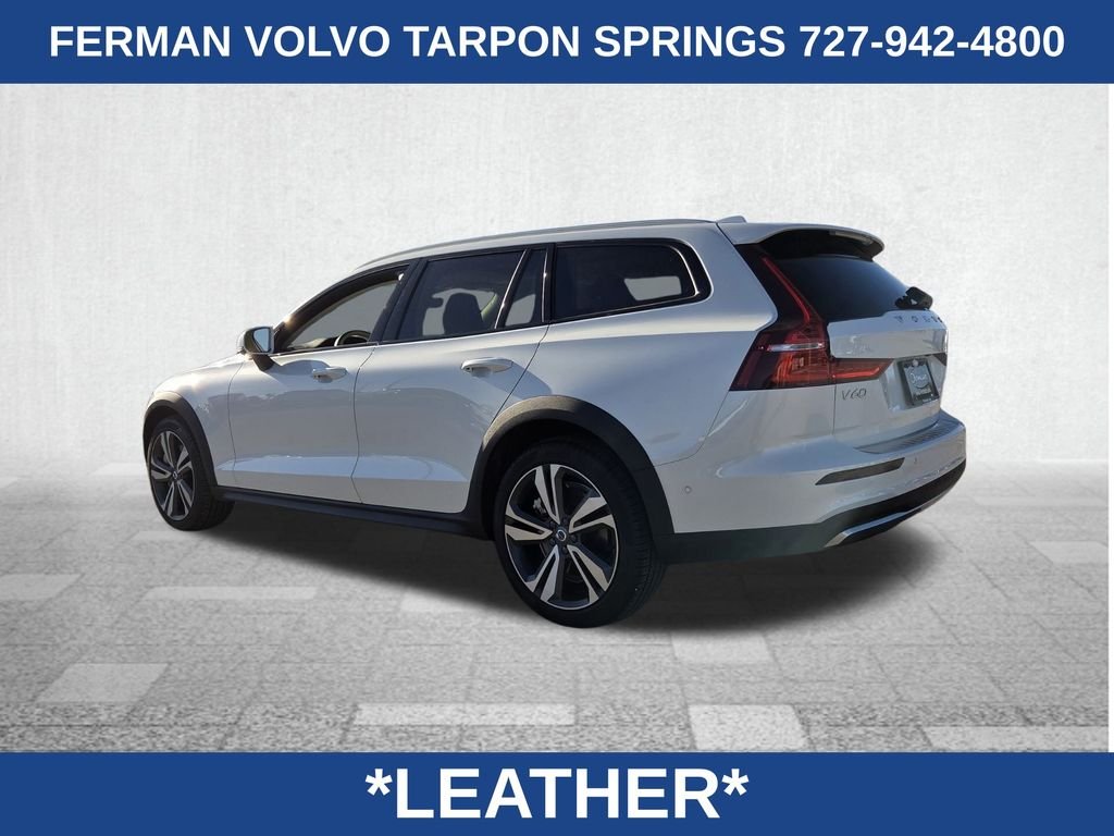 2026 Volvo V60 Cross Country Plus - Photo 7