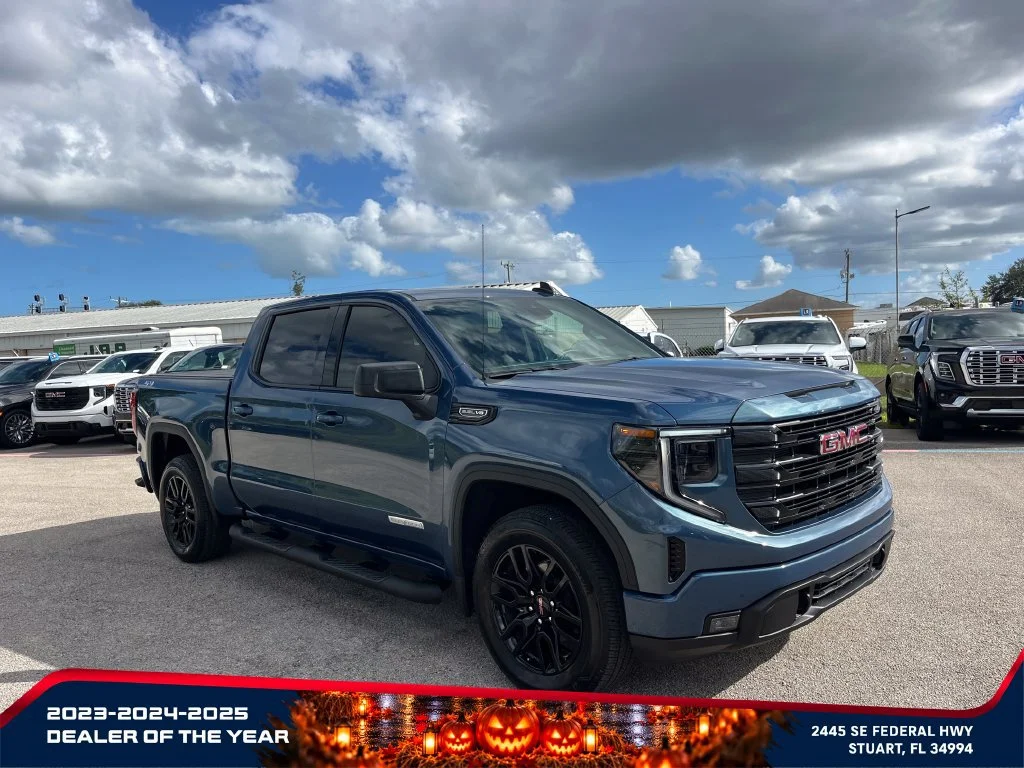 Used 2026 Downpour Metallic GMC Elevation image 2